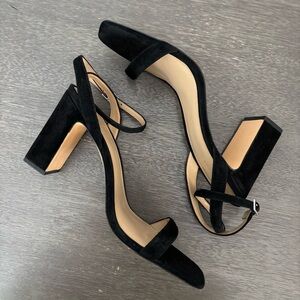 Ann Taylor Black Ankle Strap Block Heel Sandals Size 10 - NWOT